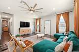 419 Hackberry - Photo 5