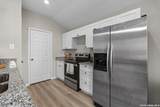 611 Whiting - Photo 18