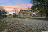 802 Eagle Creek - Photo 2