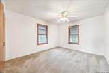 2748 Lakeshore - Photo 12