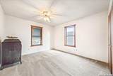 2748 Lakeshore - Photo 13
