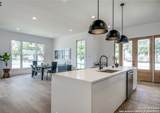 630 Carson St - Photo 15