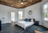 630 Carson St - Photo 32