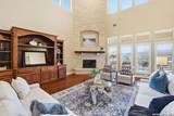 16227 San Cayetano - Photo 19
