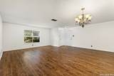 9806 Kelton - Photo 4