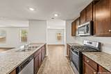1011 Pacific Monarch - Photo 9