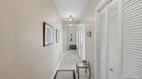 956 Lakebreeze Dr - Photo 14