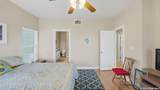 956 Lakebreeze Dr - Photo 6