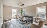 2411 Huisache Av. - Photo 8