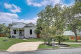 109 Evergreen St - Photo 11