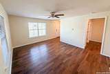 220 Hansford - Photo 2