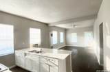 330 Princeton - Photo 4