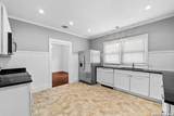 419 Woodlawn - Photo 14