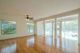 227 Devonshire Dr - Photo 11