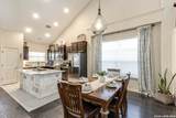 3021 Sandstone - Photo 13