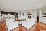 714 Starcrest - Photo 10