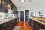 714 Starcrest - Photo 16