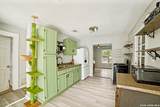 242 Rosabell - Photo 6