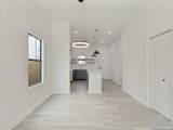 151 Vine St - Photo 24