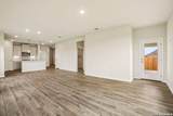 11234 Prairie Landing - Photo 10