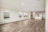 11234 Prairie Landing - Photo 9