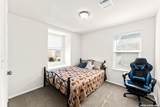 1029 Santiam St - Photo 16