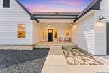 1090 Arcadia Dr - Photo 2