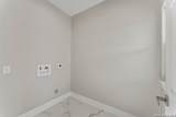 1090 Arcadia Dr - Photo 8