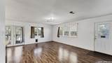 895 Lakebreeze Drive - Photo 11