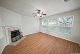 525 Thurber - Photo 13