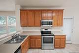 525 Thurber - Photo 18