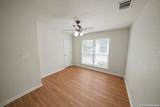 525 Thurber - Photo 28