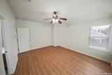525 Thurber - Photo 32