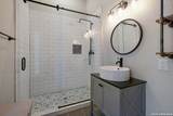 930 Hays - Photo 21