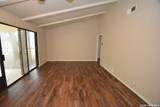 823 Highgate - Photo 3