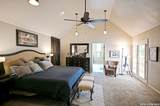 877 Twin Oaks - Photo 26