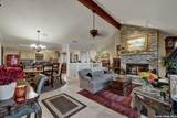 605 High Oaks - Photo 11