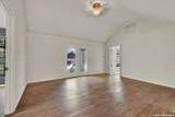 499 Lakeway - Photo 4