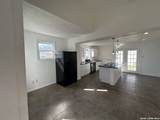 451 Mitchell St - Photo 5