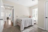124 Bryn Mawr - Photo 24