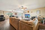 748 Fm 2102 - Photo 16