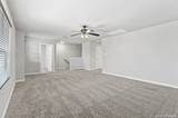 3209 Hyacinth - Photo 16