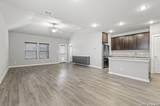3209 Hyacinth - Photo 4