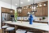 11741 Hackford - Photo 10