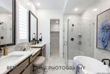 11741 Hackford - Photo 19