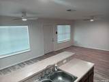 7526 Valley Oak St - Photo 5