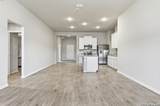 829 Stonemanor Bay - Photo 8