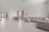 2259 Zachry - Photo 9