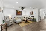 2718 Old Field Dr - Photo 10