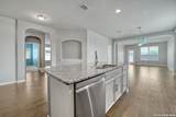 325 Oak Creek Way - Photo 11